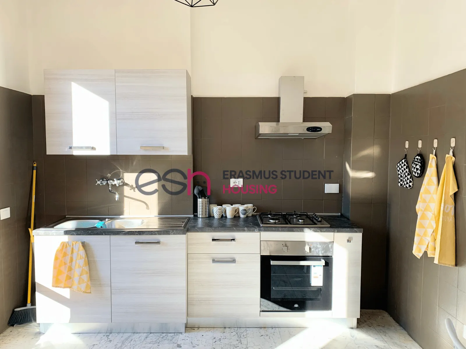 Kitchen 3