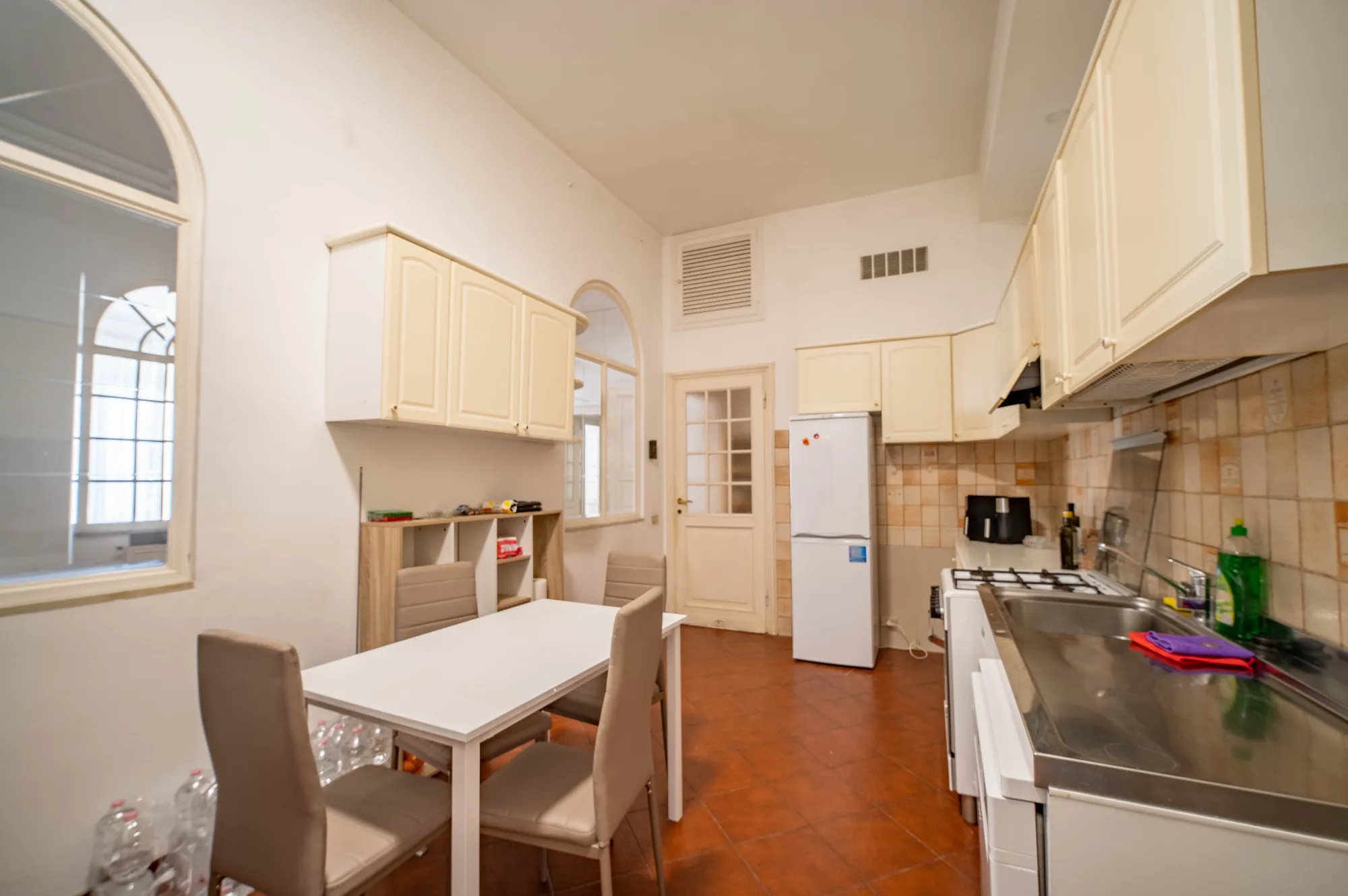 Kitchen 2